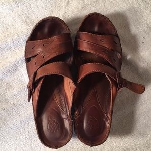 Ariat women’s shoe brown leather size 8B